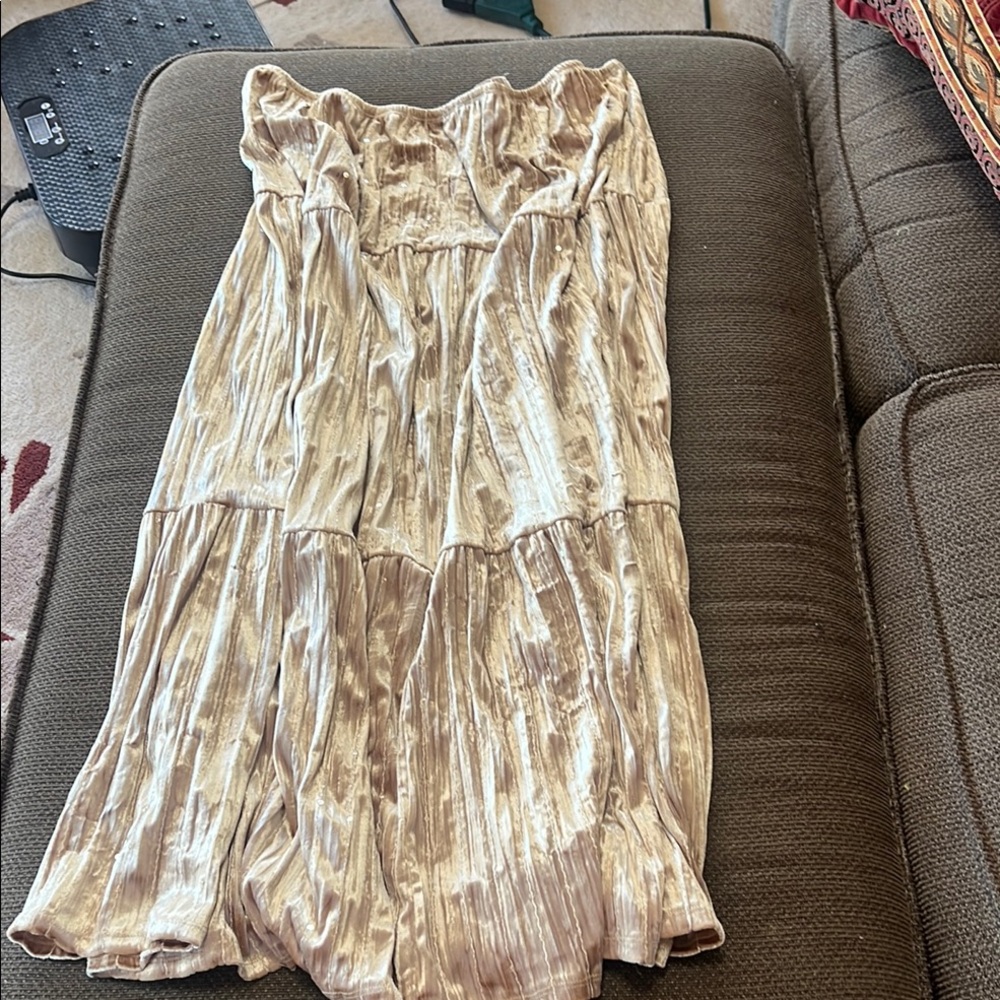 Elegant Cream Pencil Skirt